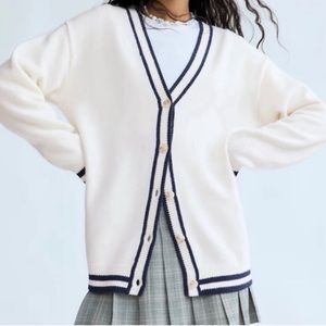 Aritzia Sunday best lamora cardigan whisper white classic navy